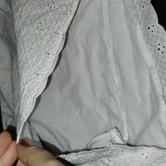 Rewind laser cutout hanker chief pattern white shorts - Picture 4 of 7